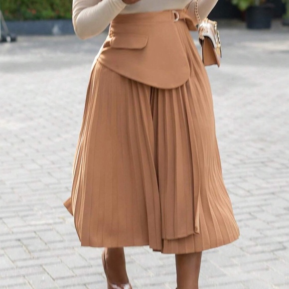 Dresses & Skirts - Classic Camel Tie Pleated Maxi Skirt